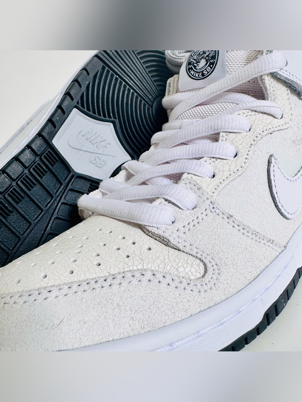 Nike SB Dunk High QS Antihero White HM5837-100 Men 6.5 / Women 8 Extra Laces
